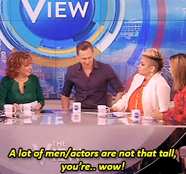 emptyburrito:  fromhiddleswithlove:  Nobody is immune to Tom Hiddleston’s charm.