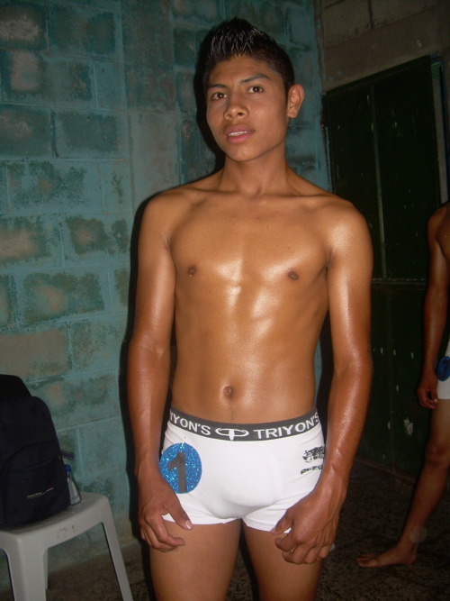darkromanek: Chacales Sexies Guatemala