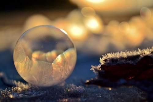 Frozen bubbles. 