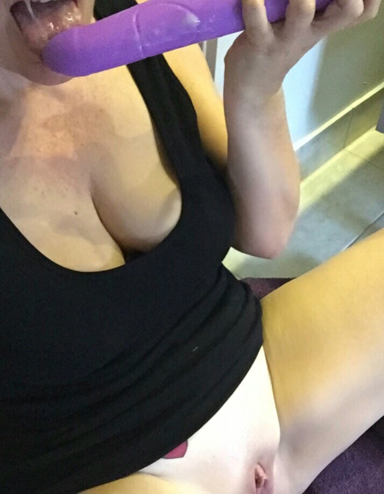 mywifeshot:  I do taste good