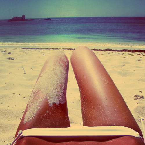 i-am-the-real-sasha-fierce:  ✿rosy, fashion and luxurious blog following back similar✿