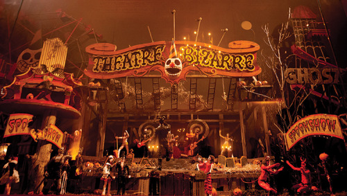 vivzie-pop: kateordie: octoberyet: Detroit’s annual “Theatre Bizarre” Halloween fe