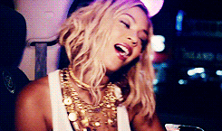 takeustogloryarchive-deactivate:  I love it like XO You love me like XO     