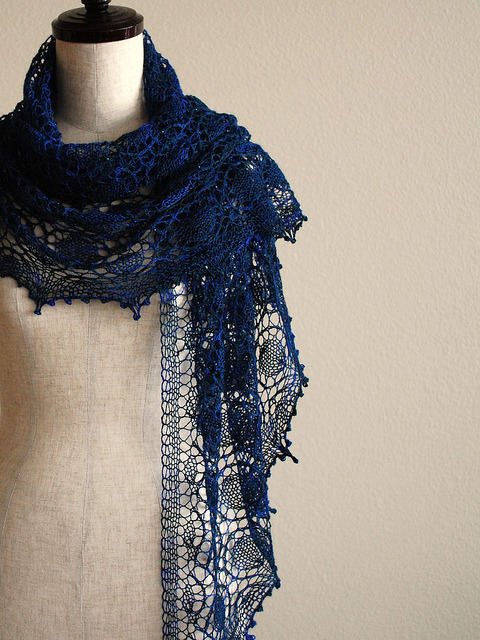 lightsharpnesssong:  Knitting Inspiration - I really love all these vivid blues.