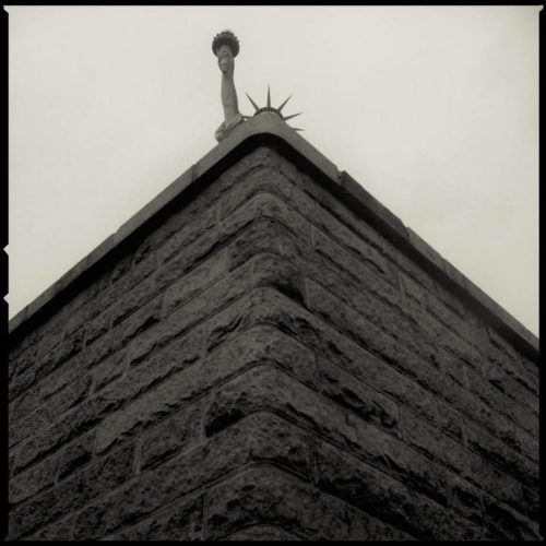images-that-inspire: Statue of LibertyDan Winters © 1990