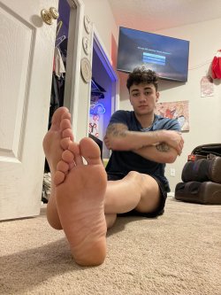 medleeasternguysfeet:Lebenese master 🇱🇧🔥🔥👣 porn pictures