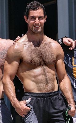 Follow my two hairy men blogs:http://sambrcln.tumblr.comhttp://hairysex.tumblr.com