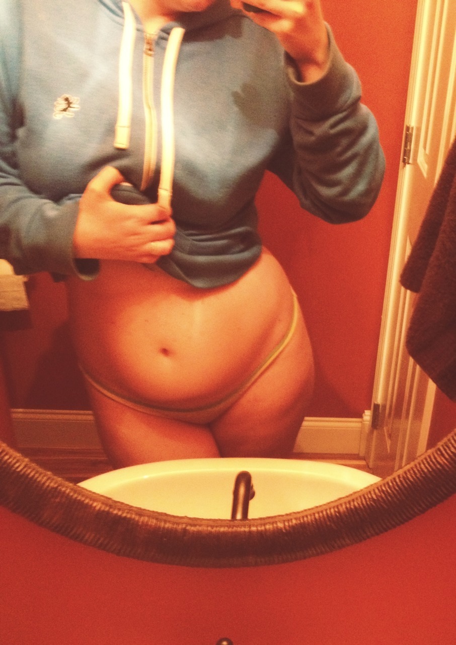 nakedandnameless:  I smell like a fire pit. 