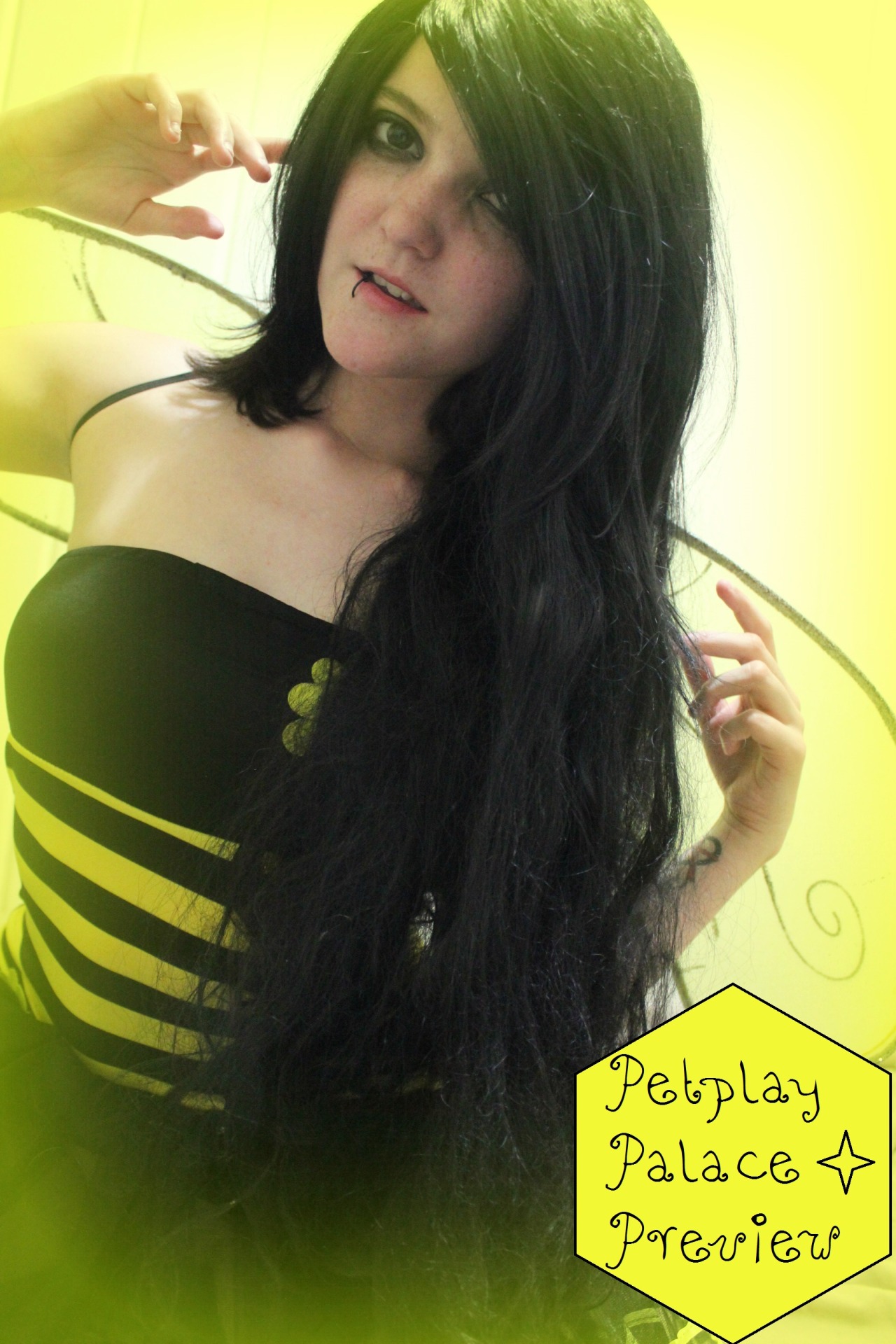 espikvlt:  Previews of the new photos I just shot for Petplay Palace, “Honeycomb