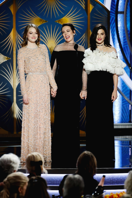 im-pikachu: Emma Stone, Olivia Colman, Rachel Weisz speak onstage during the 76th Annual Golden Glob