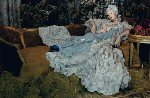 fashionkhole:Maria Antonietta Juan Gatti - Vogue España