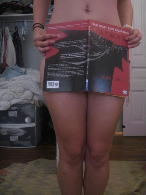 nerdygirlsnaked:  I respect her vagine for reading batman. My penis only ever wants