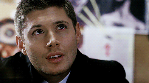 deandrivesmycar:  justjensenanddean:Dean Winchester | Supernatural 2x12 - “Nightshifter”Ohmigosh.