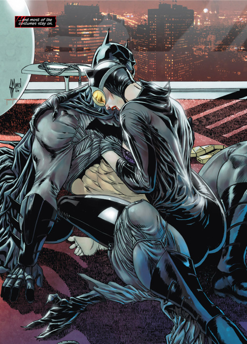 why-i-love-comics:  Batman and Catwoman getting it on in Catwoman v4 issue #1  written by Judd Winick art by Guillem march  