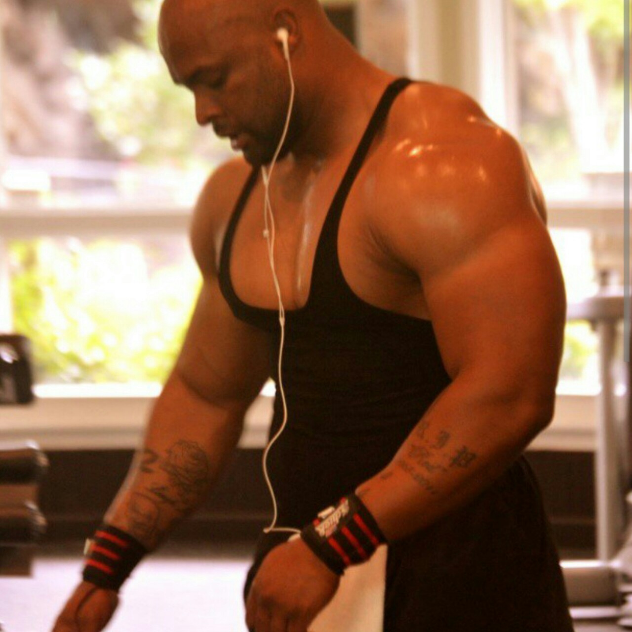 mediumrarebeef:  Seriously….Where the fuck do you begin?