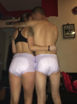 babygirl-love-101:  I love being diapered