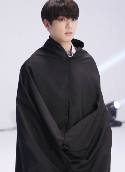 Jungkook Boyfriend Looks @run Episodes