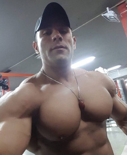 loveformuslefreak:  💊 Follow Freak Muscle Roid Gods 💊 💪🏽 More than 15.000 posts - More than 8000 followers  💪🏽💉 Roided Meat for all! 💉_____________________Buy me a coffee😁  