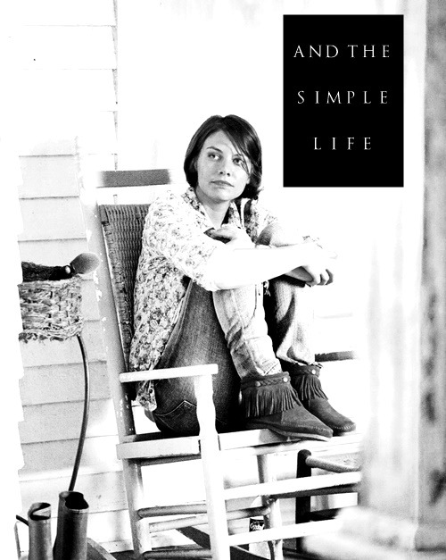 slaughterofinnocence:  “Take me back to the basics and the simple life” 