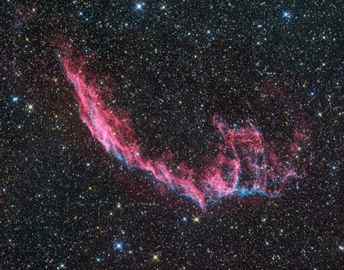 Eastern Veil Nebula Supernova Remnant  js