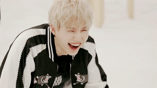 yoongi-suga-daddy: Yoongi being the smolest bean