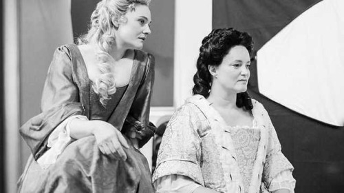artschoolglasses:Emma Cunniffe as Queen Anne and Romola Garai as Sarah Churchill in the play Queen A