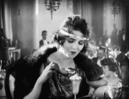 nitratediva: Olive Thomas in The Flapper (1920).
