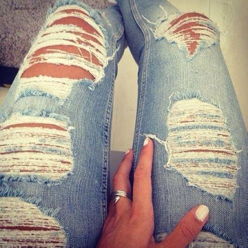 sexylegsfromtheweb:  Follow : http://sexylegsfromtheweb.tumblr.com/ SUBMIT YOUR