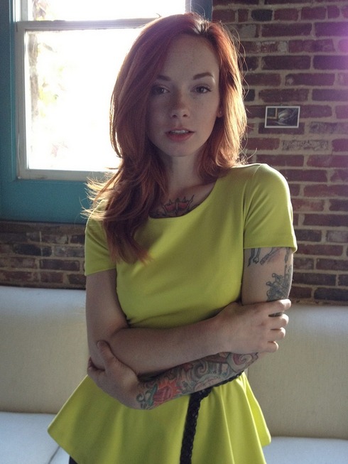 sexytattoedgirls1.tumblr.com/post/50330757107/