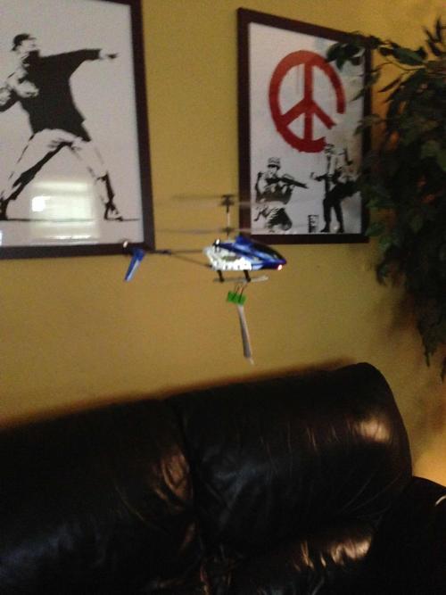 Me lo mandan cuando estoy en un problema, via aerea. - Imgur