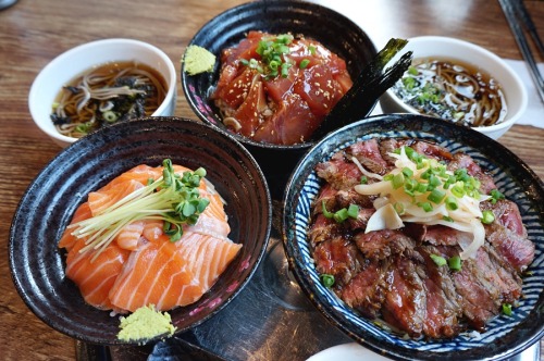 Salmon Rice Bowl 연어덥밥; Tuna Rice Bowl 참치덥밥; Steak Rice Bowl 스테이크덥밥Hongdae Gae Mi 홍대개미, Sangsu