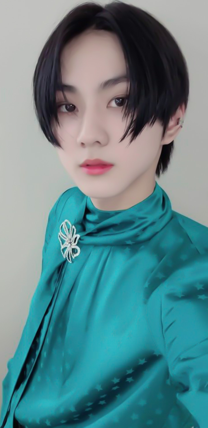 Jungwon Lockscreens (enhypen)