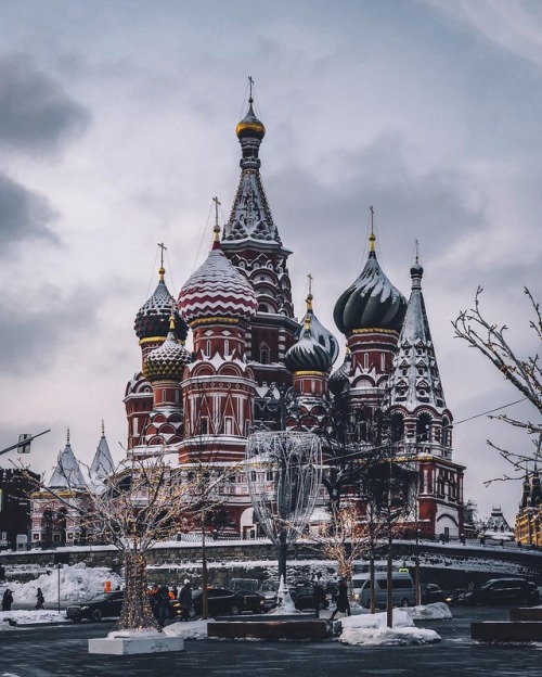 everything-thing:  Saint Basil’s Cathedral | Moscow | vdubl