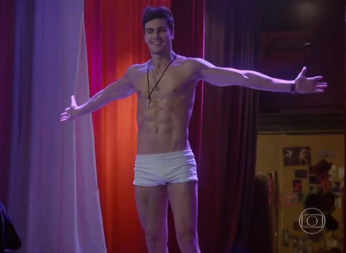 boysguysandmen101:  paulo dalagnoli 