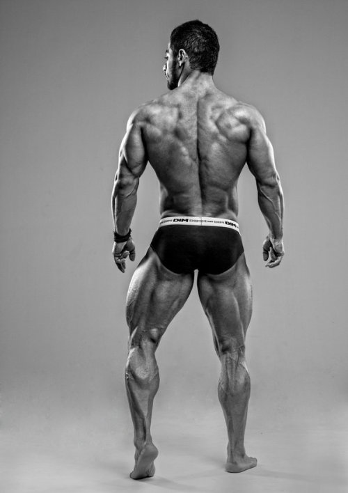 mitos:  Wanna be God by Vishstudio Shotia Kagramanyan by Andrei Vishnyakov (2012)