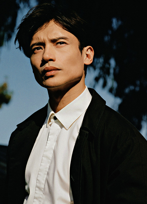 manny-jacinto:MANNY JACINTO for BUSTLE (2021) “Asian males weren’t thought of as good-looking when I