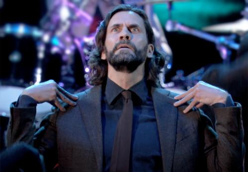 Alan Wake Being Confused At The 2023 Game Awards.
