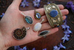 fascinatedbymagic:  90377:  90377′s Spring GiveawayThis is by far my biggest giveaway yet and it’s my way to say thank you to all of you who follow and support me. You’re incredibly awesome!Contents:Wire wrapped 925 sterling silver labradorite