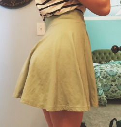 winteredskin:  Skirts are my fav ✨