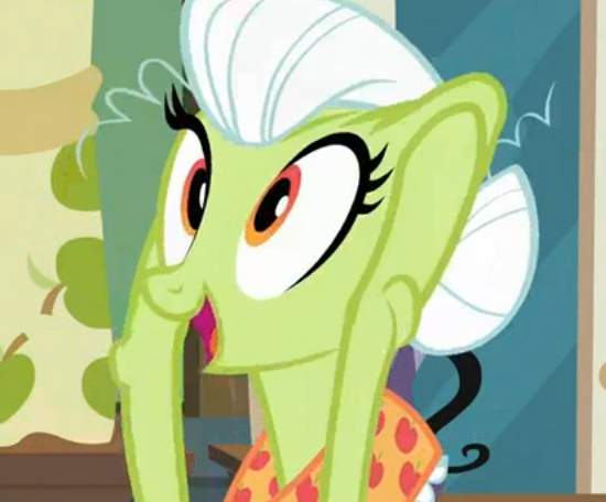 lionessjenna:  dermatologists hate her 