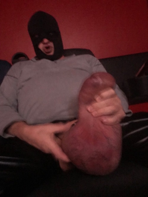 exhi69:At sexkino in Berlin
