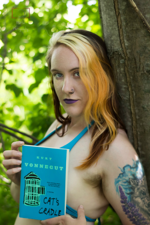 diverselynude:   “As stupid and vicious as men are, this is a lovely day.” ― Kurt Vonneg