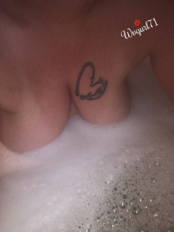 wvgurl71:  Tits Tuesday💋 let’s go to