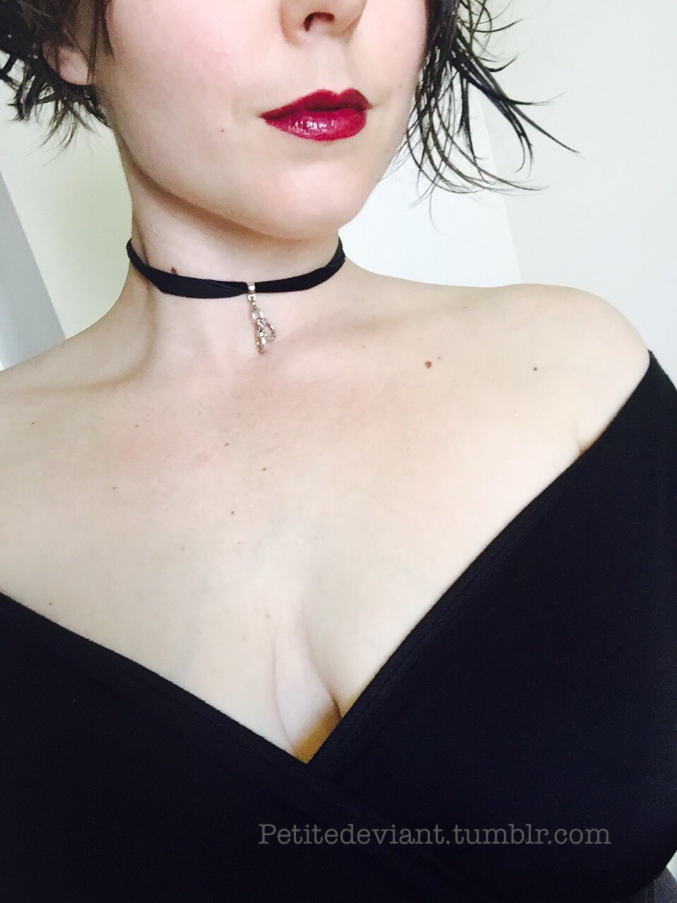 petitedeviant:And through the fog…. she catches glimpses of herself and she feels