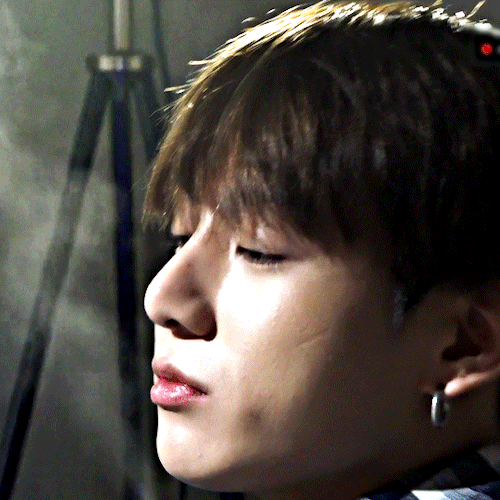 (98/) The Perfect Nose For Butterflies To Land On It