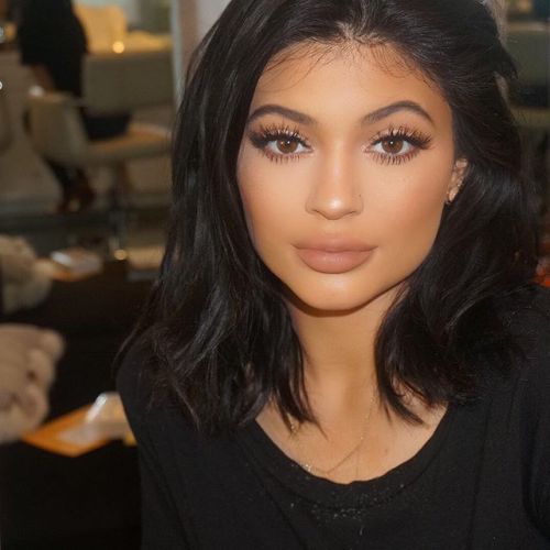 enbyho:  blac-madonna:  enbyho:  mixedpassing:  Remember when Kylie Jenner was white?  People for real acting like this chick ain’t in living Black/Brownface and then wanna get upset when she gets called on her bullshit.  It’s called tanning and lip