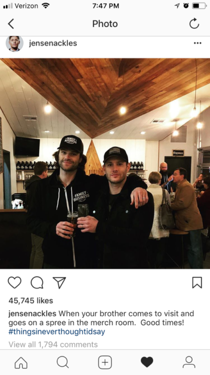 gothpandawincest:It’s Murphy’s Law that anytime a jared interacts with a Stephen, a wild