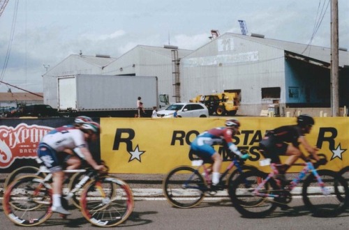 specs77: “RED HOOK CRIT pt 2”