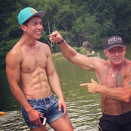 bastianphilly:  Old guy trying to pick up Asian hunk in Daisy Dukes Who can blame