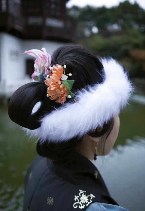 hanfugallery:hairdos in ming dynasty style for chinese hanfu by 猫妞Mi小姐